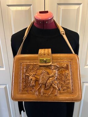 Vintage Tooled Leather Crossbody Bag in Tan